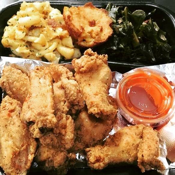 Time 2 Grub | restaurant | 1140 Commerce Center Dr space p11, Lancaster, CA 93534, USA | 6614680280 OR +1 661-468-0280