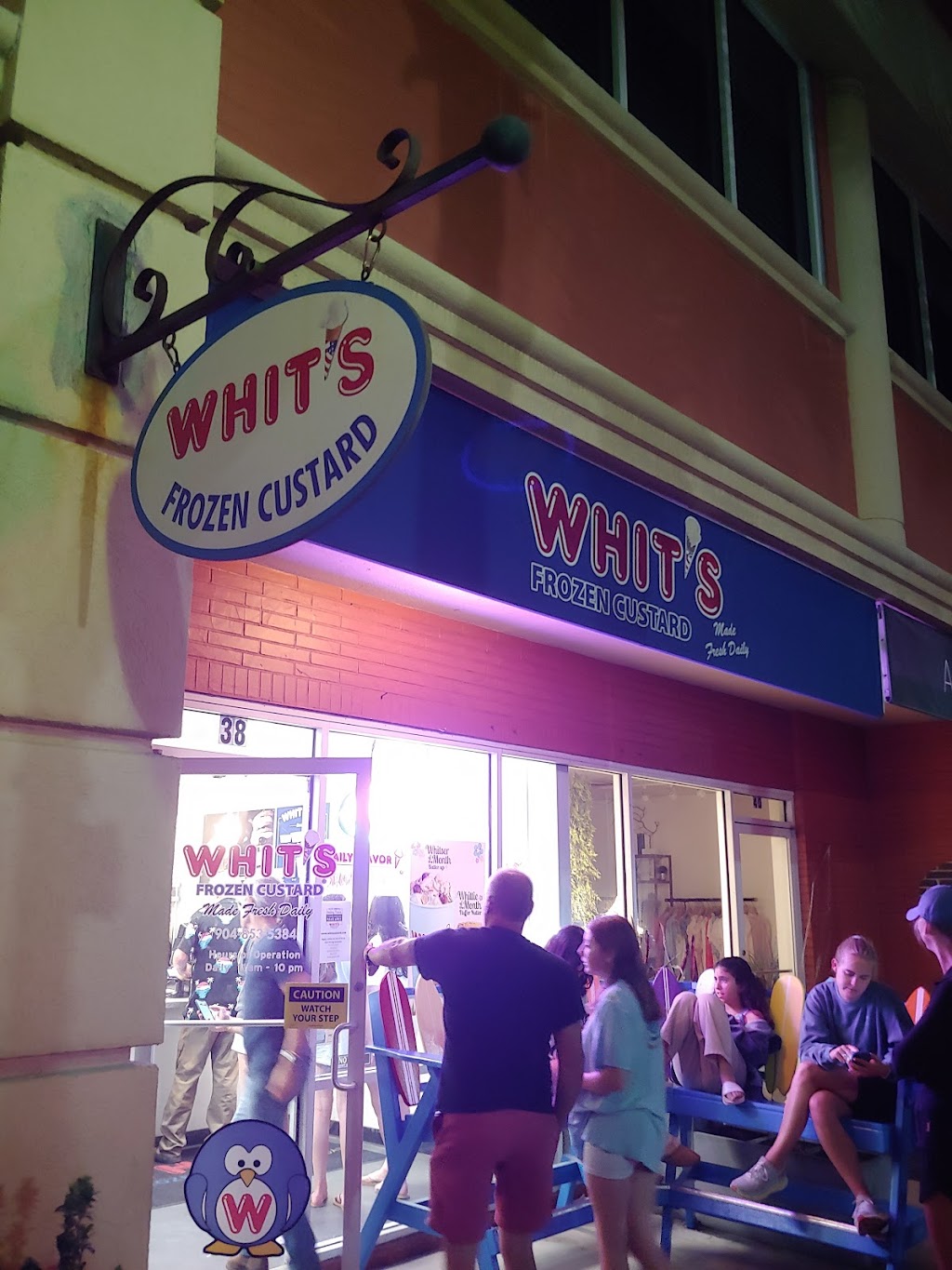 Whits Frozen Custard of Atlantic Beach | restaurant | 38 Ocean Blvd, Atlantic Beach, FL 32233, USA | 9048535384 OR +1 904-853-5384