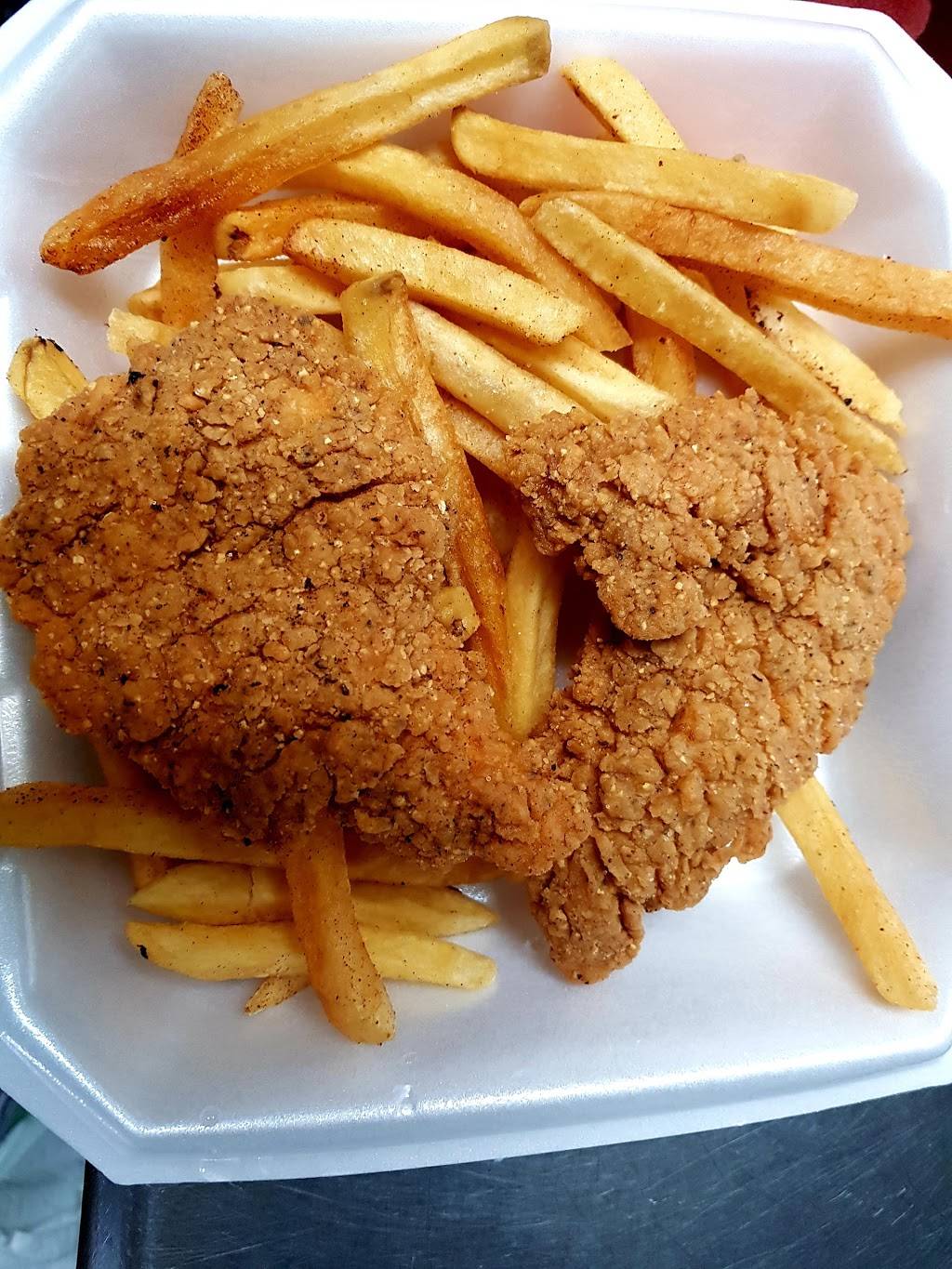 Chongs Carry Out | restaurant | 113 N Main St, Royalton, IL 62983, USA | 6189842725 OR +1 618-984-2725