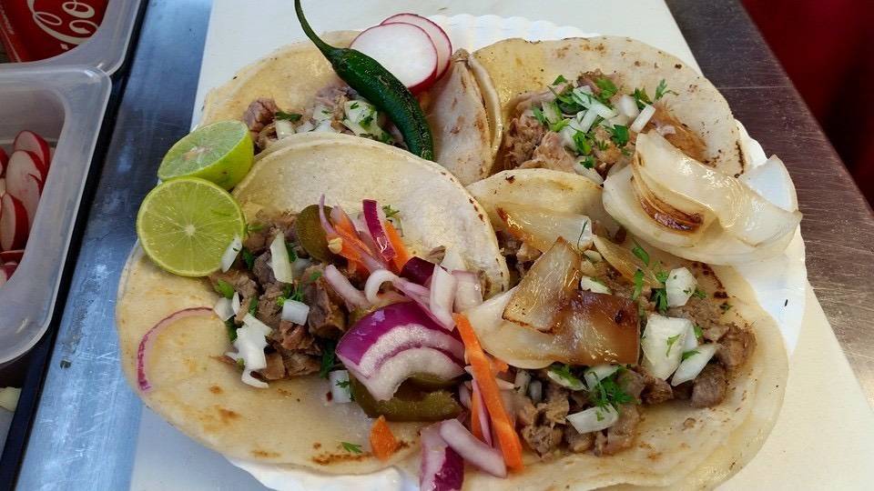 Tacos Estilo D.F | restaurant | 1205 S Ayers Ave, Fort Worth, TX 76105, USA | 8178410959 OR +1 817-841-0959