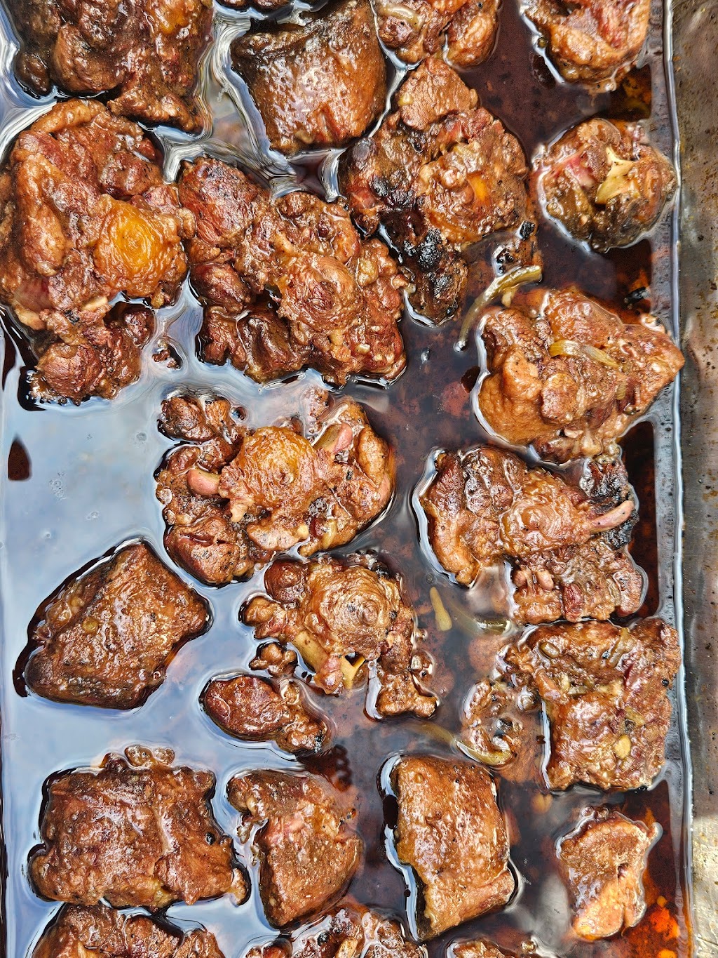 T J & D Barbeque | restaurant | Beach Blvd, Jacksonville, FL 32207, USA | 9043335507 OR +1 904-333-5507