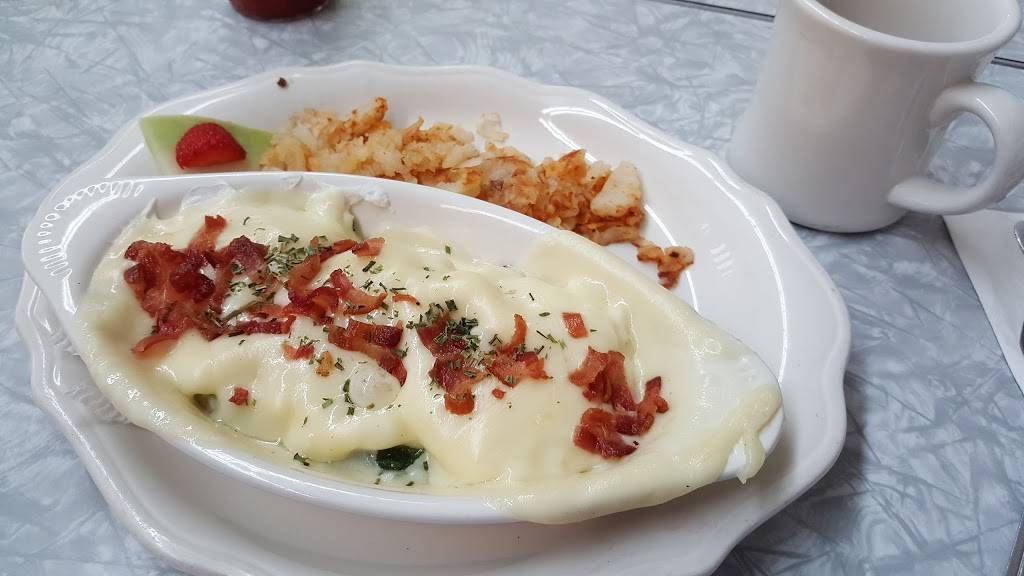 Zoes Vintage Kitchen Inc | restaurant | 77 Center Ave, Atlantic Highlands, NJ 07716, USA | 7327089637 OR +1 732-708-9637