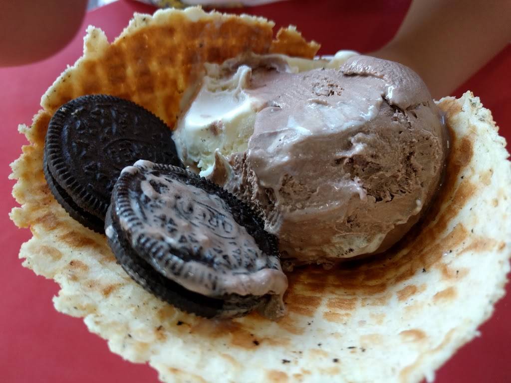 Cold Stone Creamery | bakery | 9971 Chapman Ave A, Garden Grove, CA 92841, USA | 7145902188 OR +1 714-590-2188
