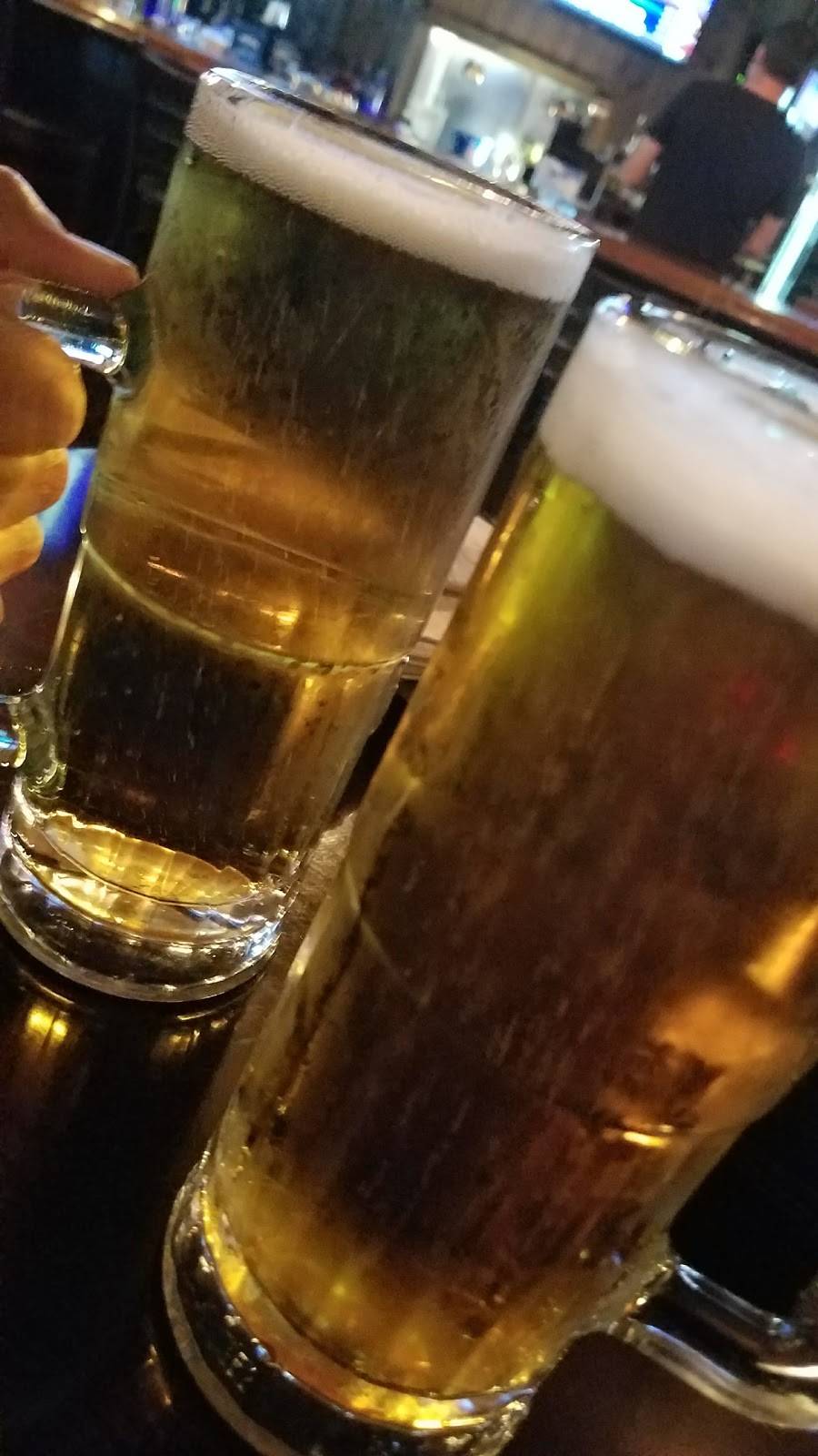 Costellos Neighborhood Tavern | restaurant | 27567 Puerta Real, Mission Viejo, CA 92691, USA | 9495823140 OR +1 949-582-3140