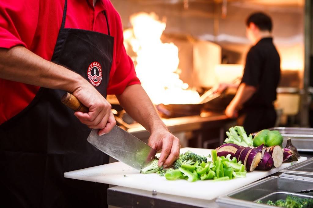 J & J Chinese Kitchen | restaurant | 4643 4000 W, West Valley City, UT 84120, USA | 8019666831 OR +1 801-966-6831