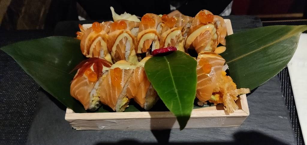 Michi Sushi | restaurant | 126 Willowdale Ave, North York, ON M2N 4Y2, Canada | 4162248881 OR +1 416-224-8881