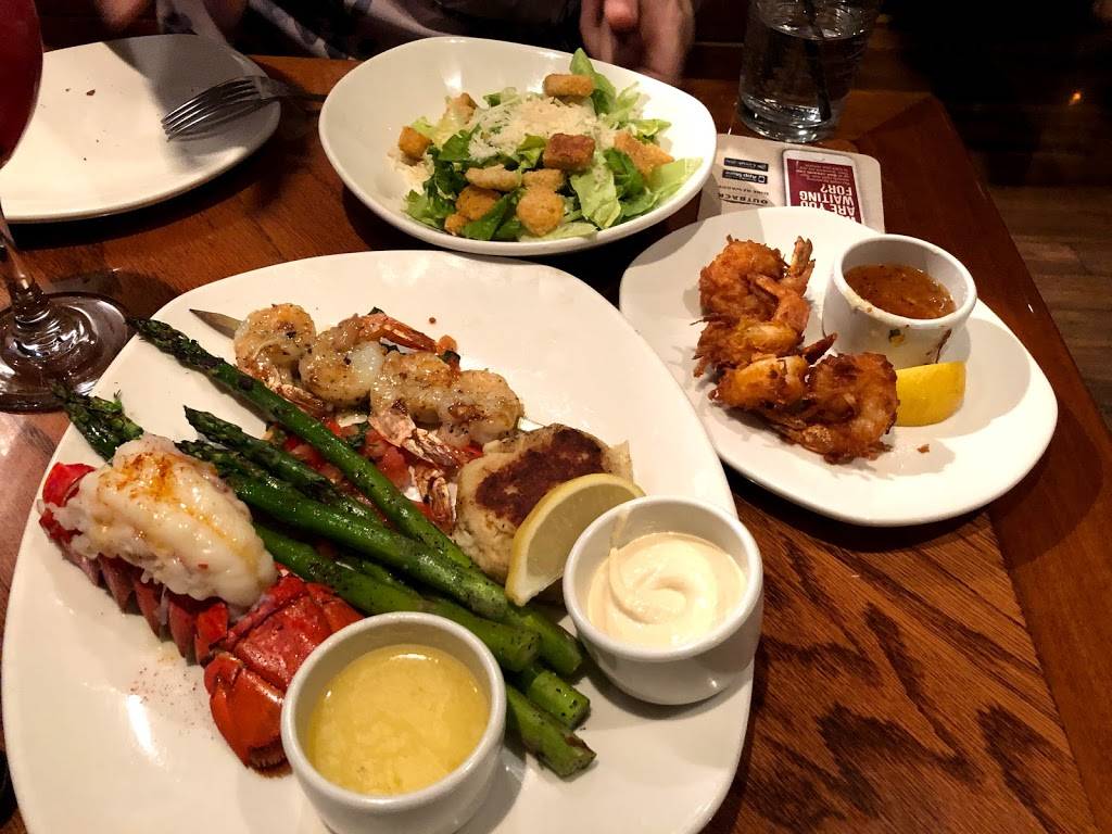 Outback Steakhouse | restaurant | 20630 Valley Green Dr, Cupertino, CA 95014, USA | 4082554400 OR +1 408-255-4400