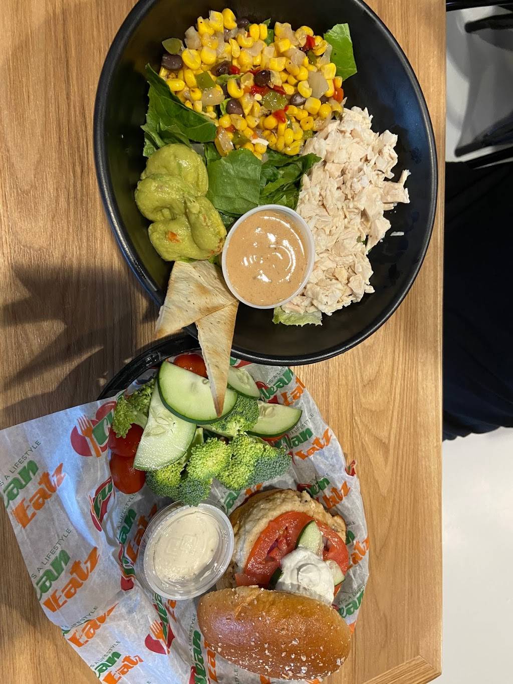 Clean Eatz | restaurant | 2612 S US Hwy 27 S Suite 800, Clermont, FL 34711, USA | 3527086187 OR +1 352-708-6187