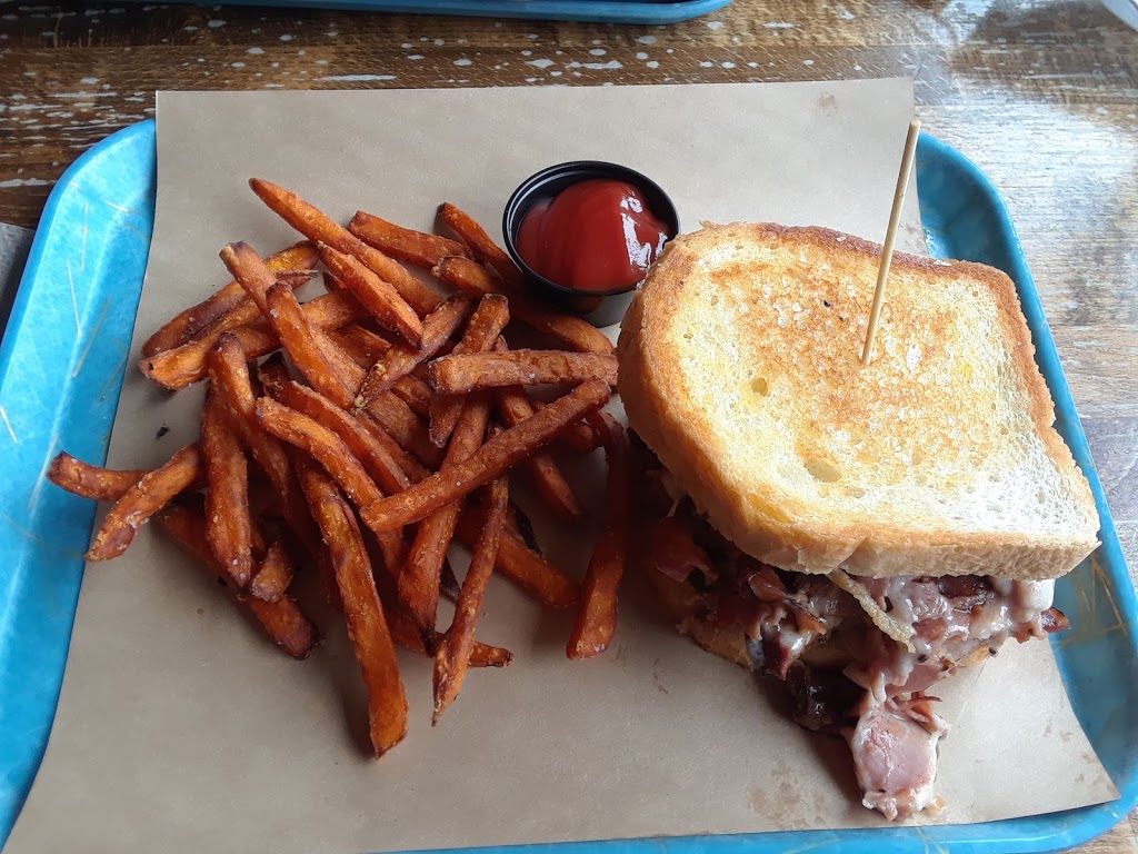 Twelve Whiskey Barbecue | restaurant | 1222 E Carson St, Pittsburgh, PA 15203, USA | 4127424024 OR +1 412-742-4024