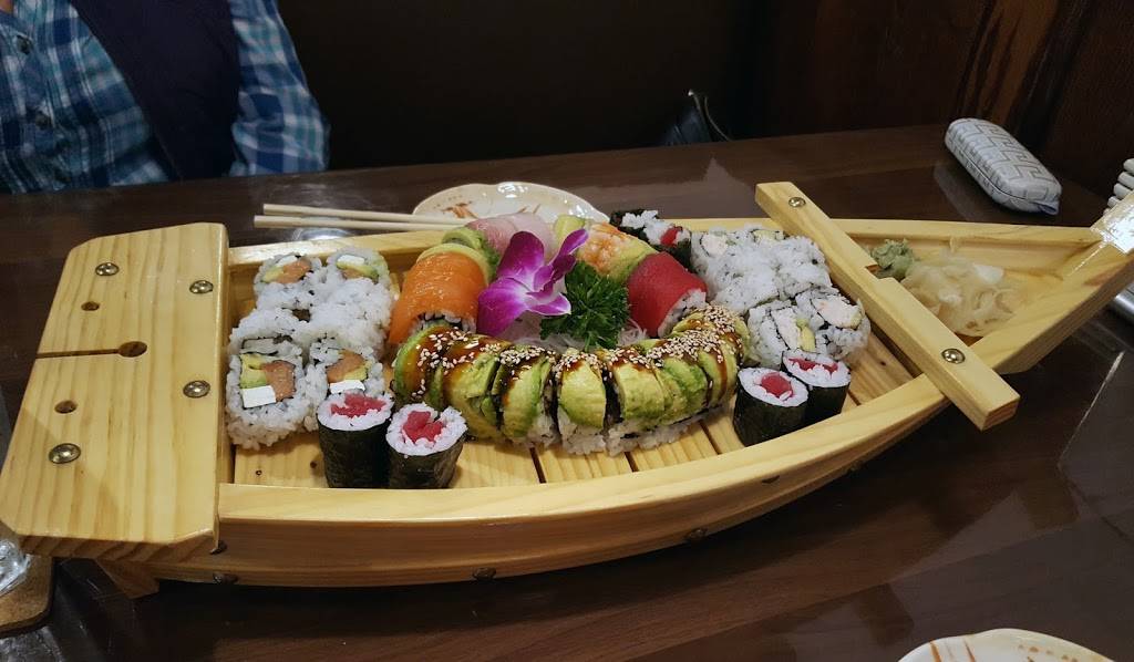 Nori Sushi | restaurant | 1565 W Main St #225, Lewisville, TX 75067, USA | 2142221188 OR +1 214-222-1188