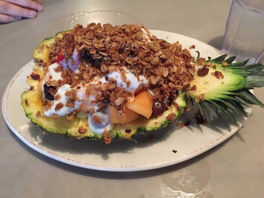 The Omelette Shoppe | bakery | 1209 E Front St #2928, Traverse City, MI 49686, USA | 2319460590 OR +1 231-946-0590