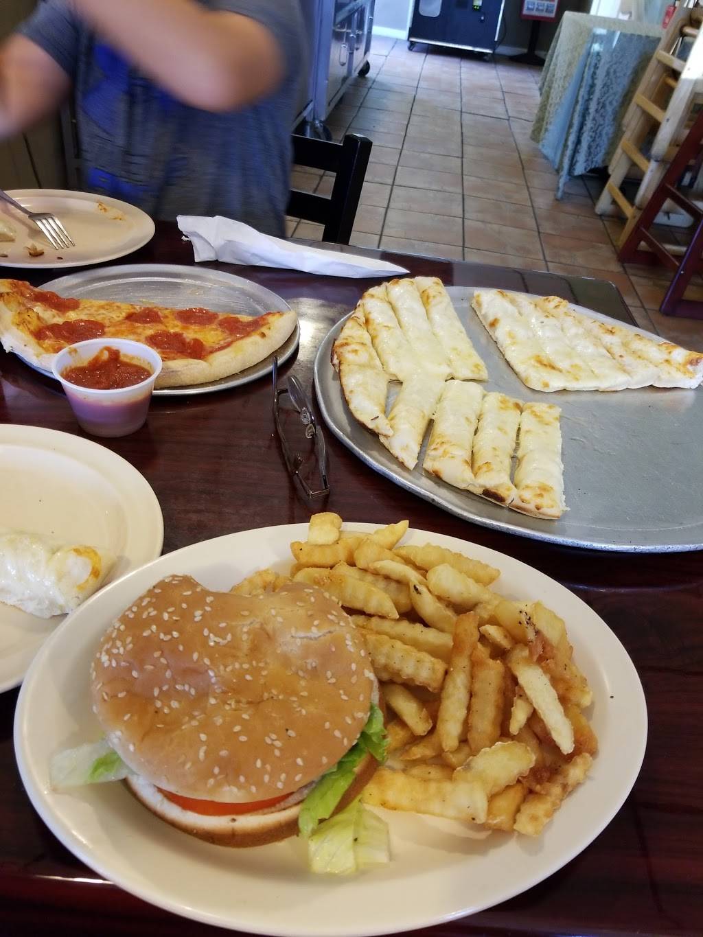 Pizza Town | restaurant | 510 Main St, Lebanon, VA 24266, USA | 2768892335 OR +1 276-889-2335