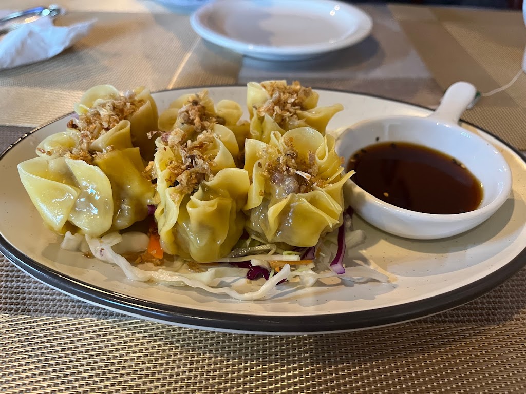 Thai Lom Cuisine | restaurant | 145 W Benson St, Cincinnati, OH 45215, USA | 5134294367 OR +1 513-429-4367