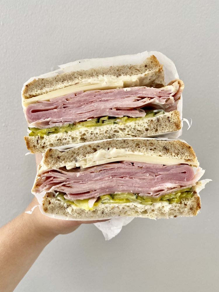 Middle Child | restaurant | 248 S 11th St, Philadelphia, PA 19107, USA | 2679308344 OR +1 267-930-8344