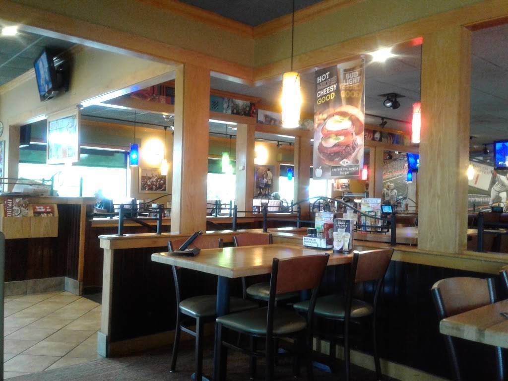 Applebees Grill + Bar | restaurant | 900 S Washington St, North Attleborough, MA 02760, USA | 5086434660 OR +1 508-643-4660