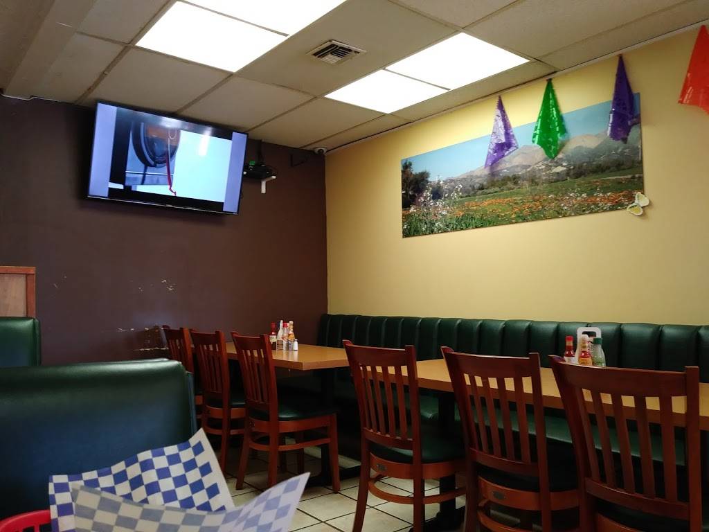 Los Compadres | restaurant | 17024 Bellflower Blvd, Bellflower, CA 90706, USA | 5628673377 OR +1 562-867-3377