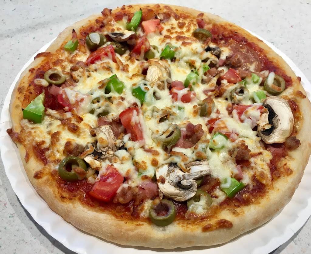 Vinnis Pizza | restaurant | 1067 Ontario St, Stratford, ON N5A 6W6, Canada | 5192721233 OR +1 519-272-1233