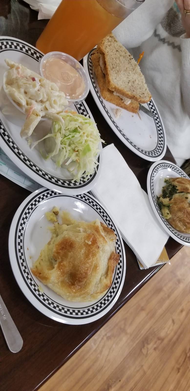 The Essen Room | restaurant | 25 Hooks Ln, Baltimore, MD 21208, USA | 4106537666 OR +1 410-653-7666