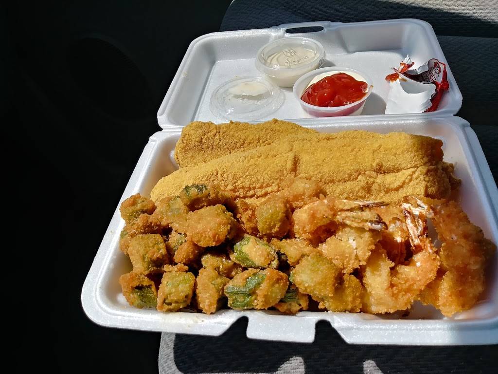 Johns Seafood Wings & Chicken | restaurant | 3211 N Buckner Blvd, Dallas, TX 75228, USA | 2148170818 OR +1 214-817-0818