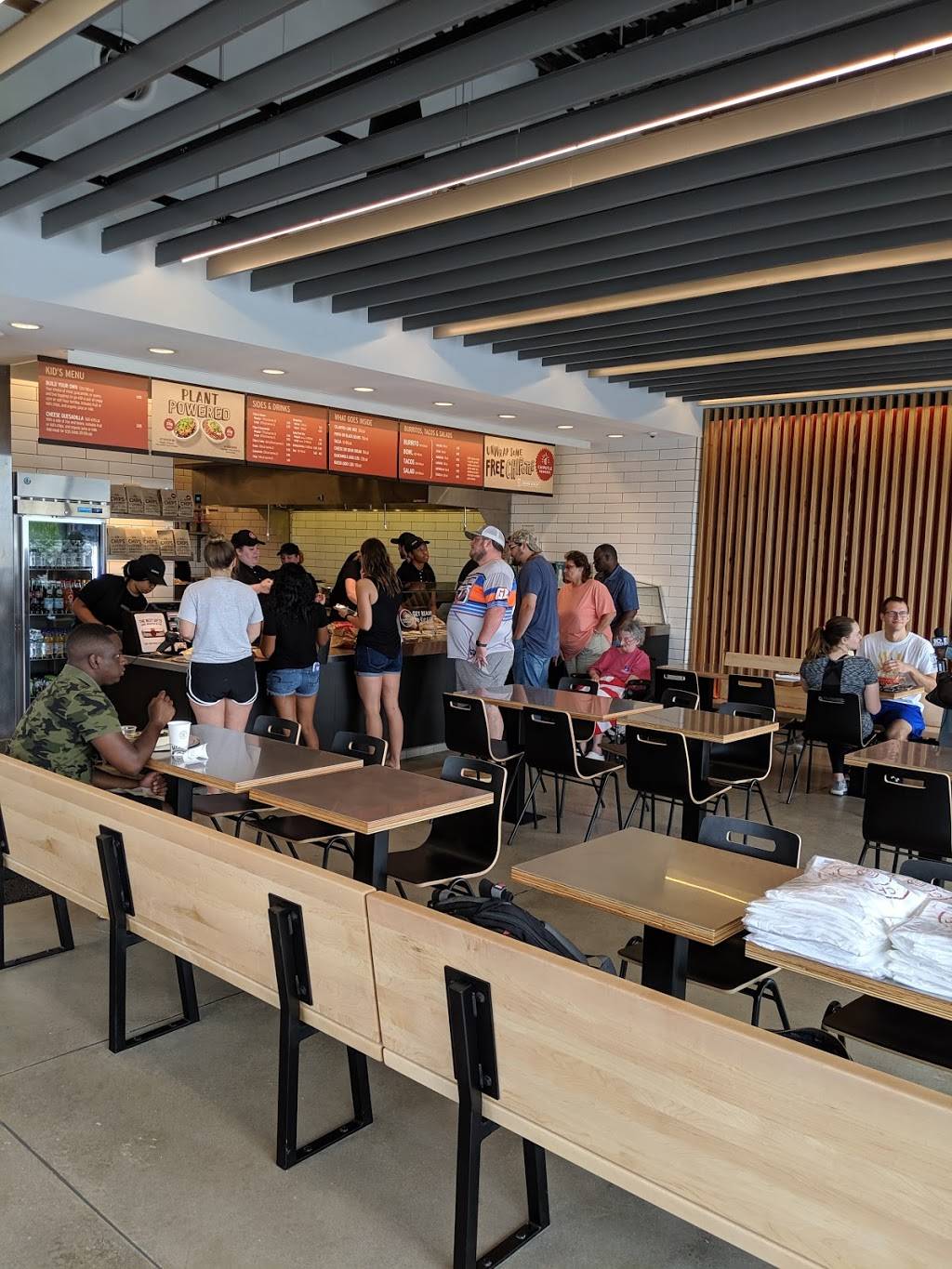 Chipotle Mexican Grill | restaurant | 4753 Valley View Blvd NW, Roanoke, VA 24012, USA | 5409041615 OR +1 540-904-1615