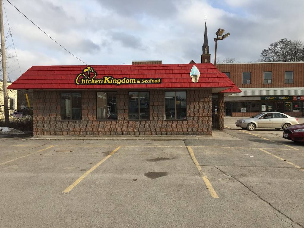 Chicken Kingdom & Seafood | restaurant | 11 Doxsee Ave S, Campbellford, ON K0L 1L0, Canada | 7056534900 OR +1 705-653-4900