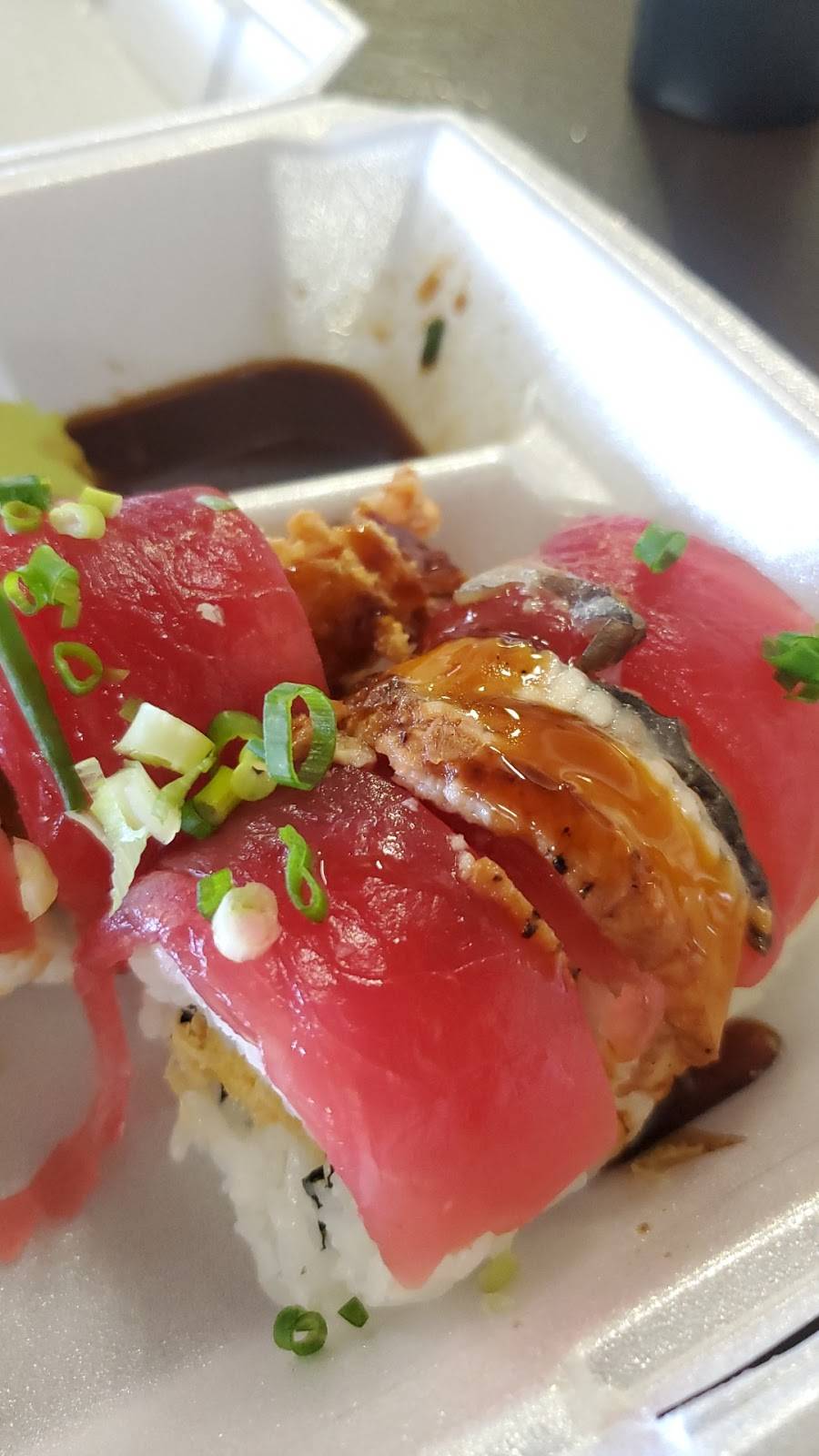 Makoto Sushi | restaurant | 99-115 Aiea Heights Dr, Aiea, HI 96701, USA | 8087229711 OR +1 808-722-9711