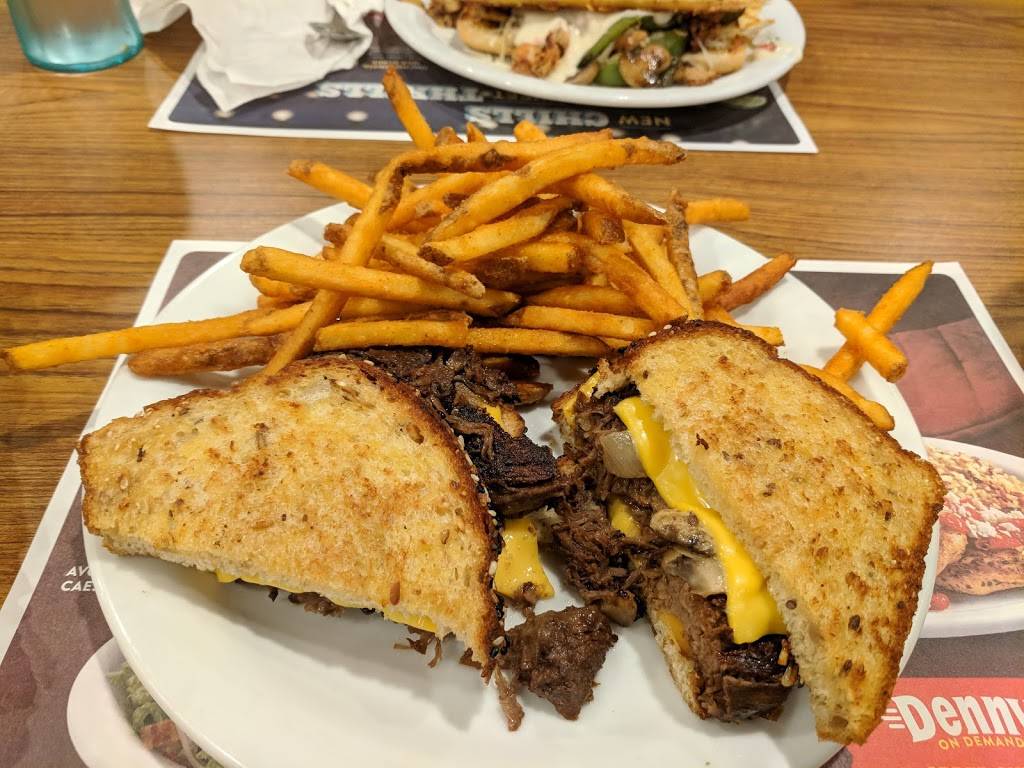 Dennys | restaurant | 1286 St George Ave, Avenel, NJ 07001, USA | 7326344160 OR +1 732-634-4160