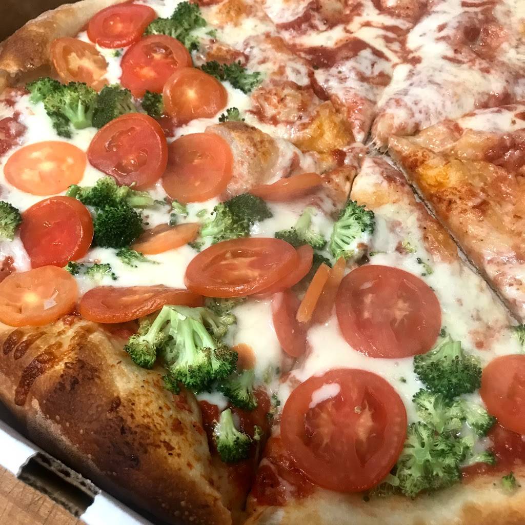 Tomassos Pizza & Subs | restaurant | 1229 W Palmetto Park Rd, Boca Raton, FL 33486, USA | 5613928985 OR +1 561-392-8985