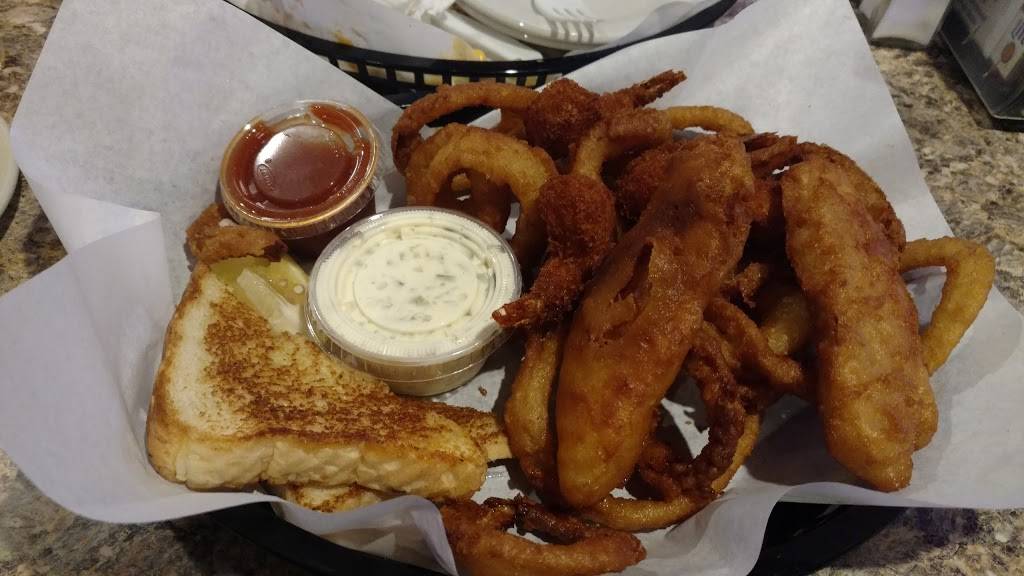 Run-A-Way Restaurant | restaurant | 120 Butterfield Rd, North Aurora, IL 60542, USA | 6302993778 OR +1 630-299-3778