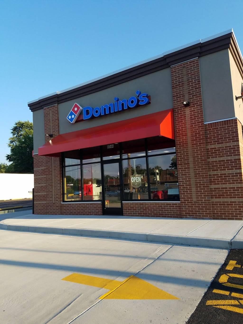 Dominos Pizza | meal delivery | 8544 Watson Rd, St. Louis, MO 63119, USA | 3148435353 OR +1 314-843-5353