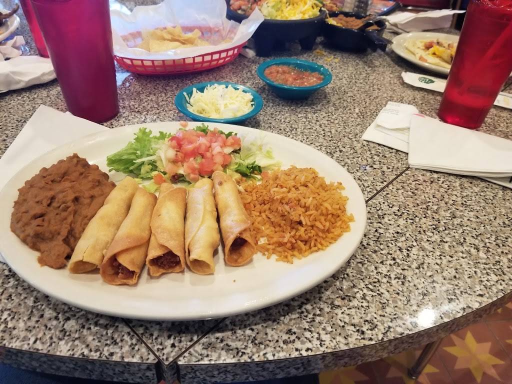 CHUYS | restaurant | 3525 East Sam Houston Pkwy S, Pasadena, TX 77505, USA | 2819980400 OR +1 281-998-0400