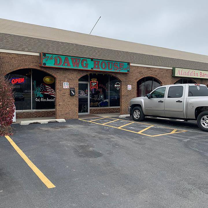 The Dawg House Pub | restaurant | 3790 W 80th Ln, Merrillville, IN 46410, USA | 2197564220 OR +1 219-756-4220