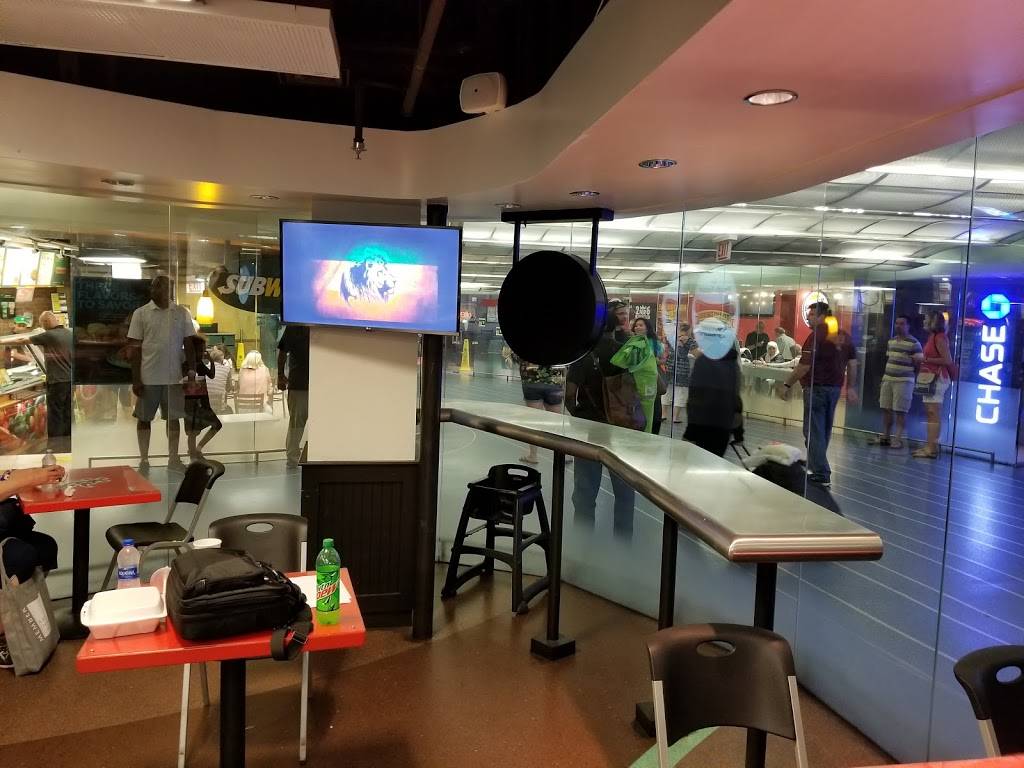 Taco Fresco | restaurant | #C17 Millenium Station, 151 N Michigan Ave, Chicago, IL 60601, USA | 3125651444 OR +1 312-565-1444