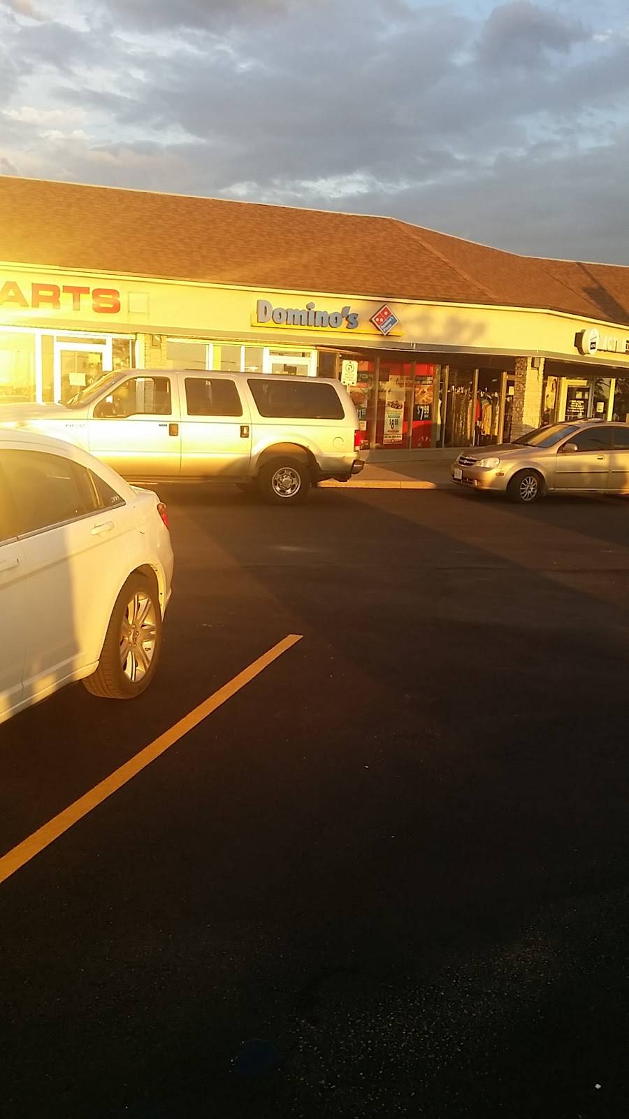 Dominos Pizza | meal delivery | 3500 Fallowfield Rd, Nepean, ON K2J 4A7, Canada | 6138437600 OR +1 613-843-7600