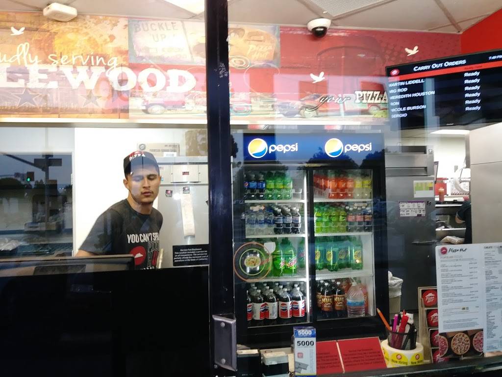 Pizza Hut | restaurant | 1000 N La Brea Ave, Inglewood, CA 90302, USA | 3106747400 OR +1 310-674-7400