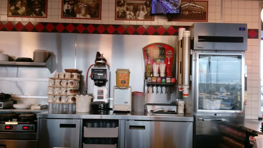 Waffle House | meal takeaway | 4928 Delhi Pike, Cincinnati, OH 45238, USA | 5133470845 OR +1 513-347-0845