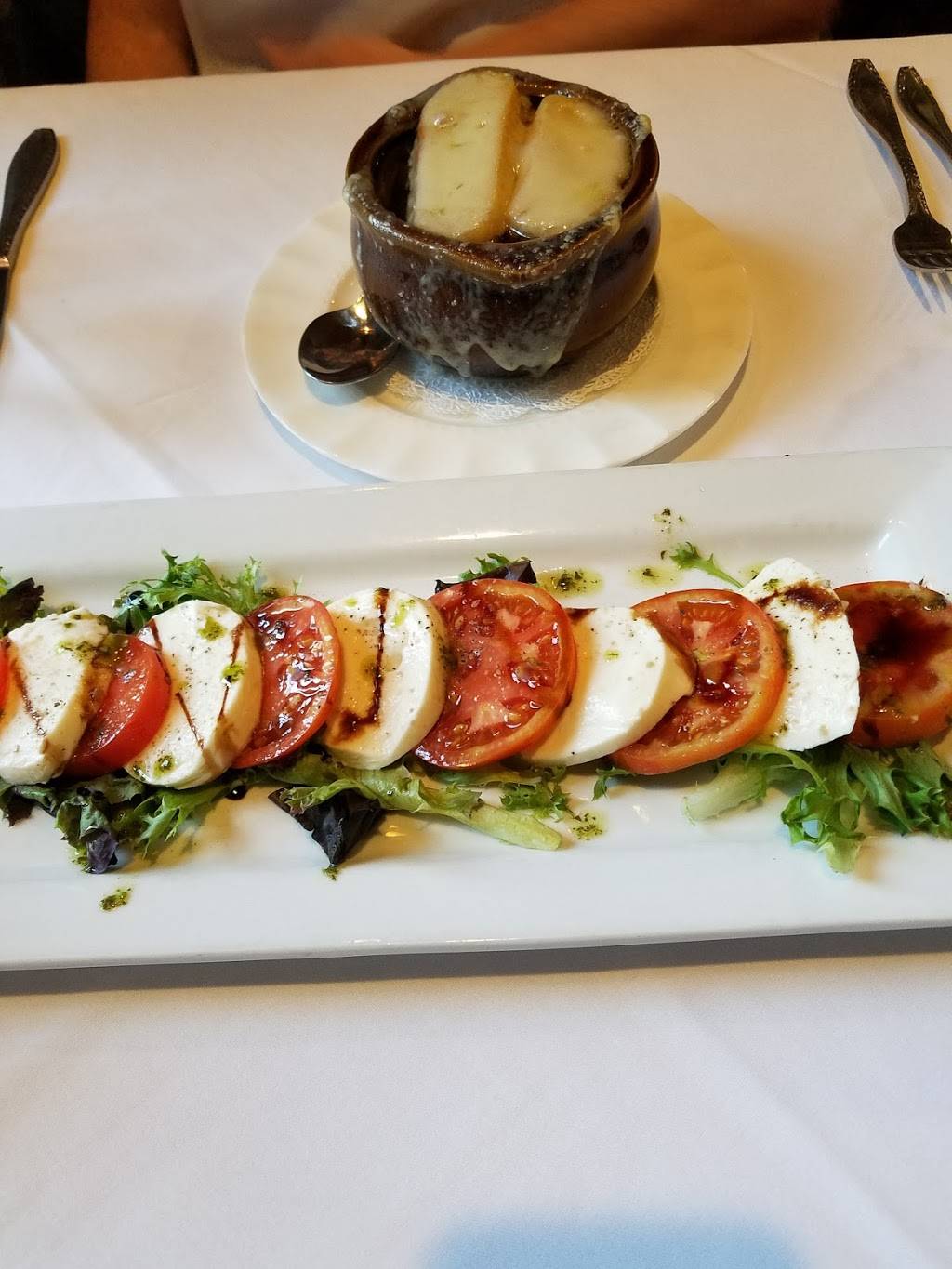 Beardslee Castle | restaurant | 123 Old State Rd, Little Falls, NY 13365, USA | 3158233000 OR +1 315-823-3000