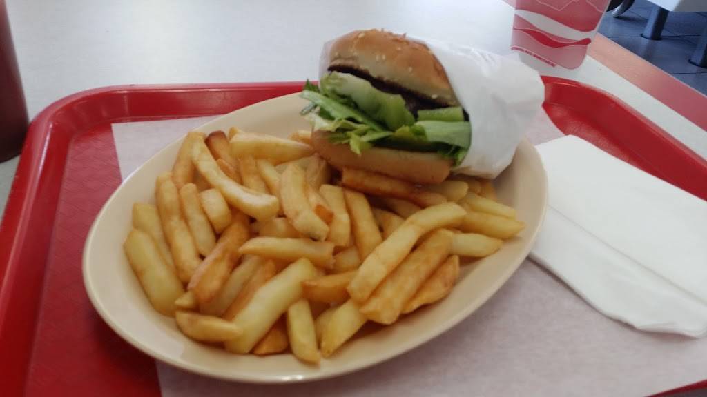 Burger Town USA | restaurant | 24418 Muirlands Blvd, Lake Forest, CA 92630, USA | 9495869841 OR +1 949-586-9841