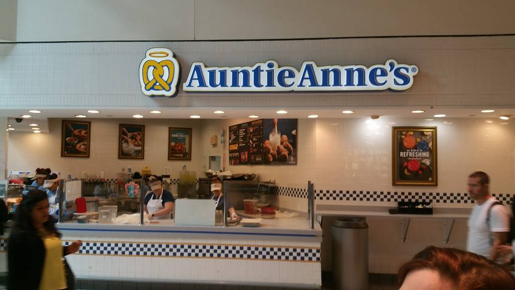 Auntie Annes | cafe | 651 Kapkowski Rd Spc 2258, Elizabeth, NJ 07201, USA | 9088204315 OR +1 908-820-4315