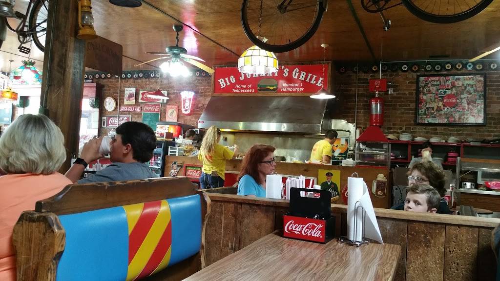 Soda Pop Junction | restaurant | 141 Mill St, Lynnville, TN 38472, USA | 9315270007 OR +1 931-527-0007