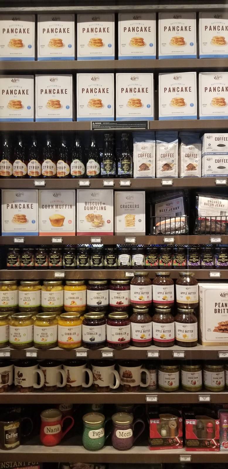 Cracker Barrel Old Country Store | restaurant | 560 Ventura Blvd, Camarillo, CA 93010, USA | 8053841424 OR +1 805-384-1424