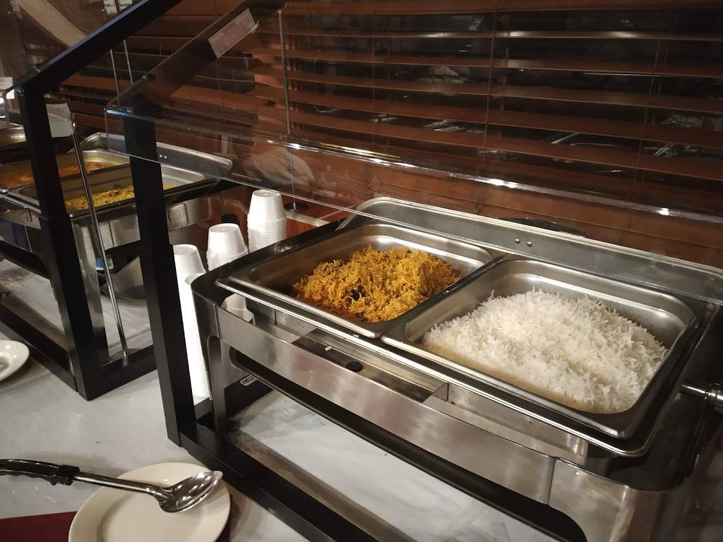 Godavari Framingham | restaurant | 1656 Worcester Rd, Framingham, MA 01702, USA | 5084241122 OR +1 508-424-1122