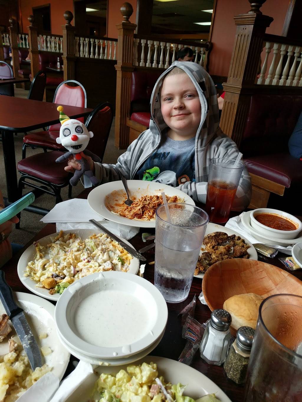 Oak Restaurant | restaurant | 947 Interstate Dr #3105, Manchester, TN 37355, USA | 9317285777 OR +1 931-728-5777