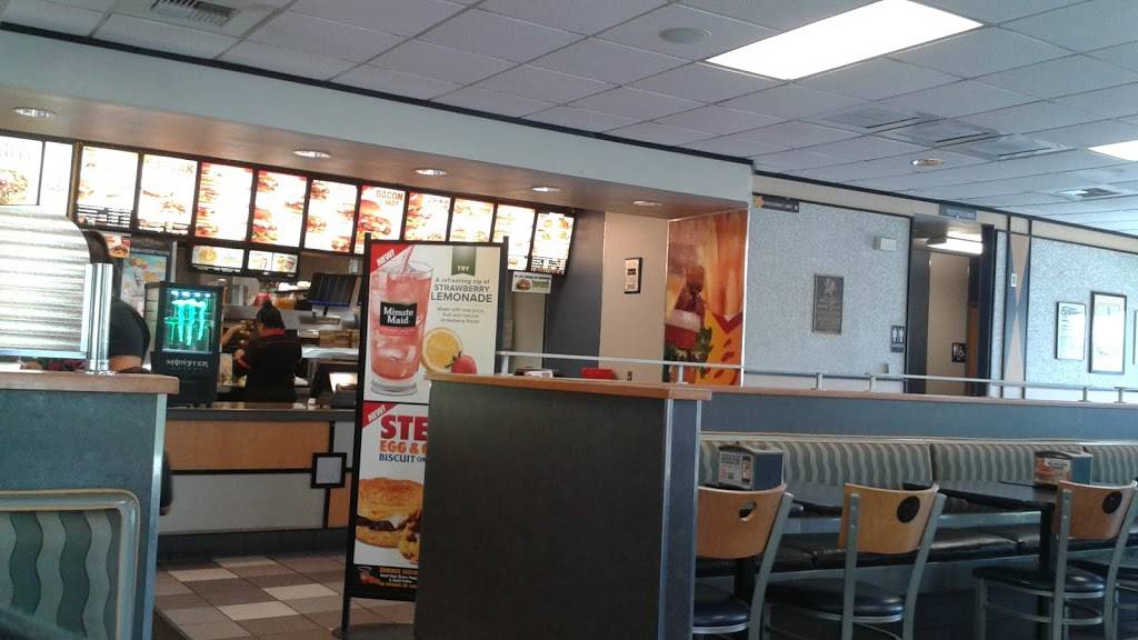 Carls Jr. | restaurant | 1489 Hulsey Way, Manteca, CA 95336, USA | 2098257190 OR +1 209-825-7190