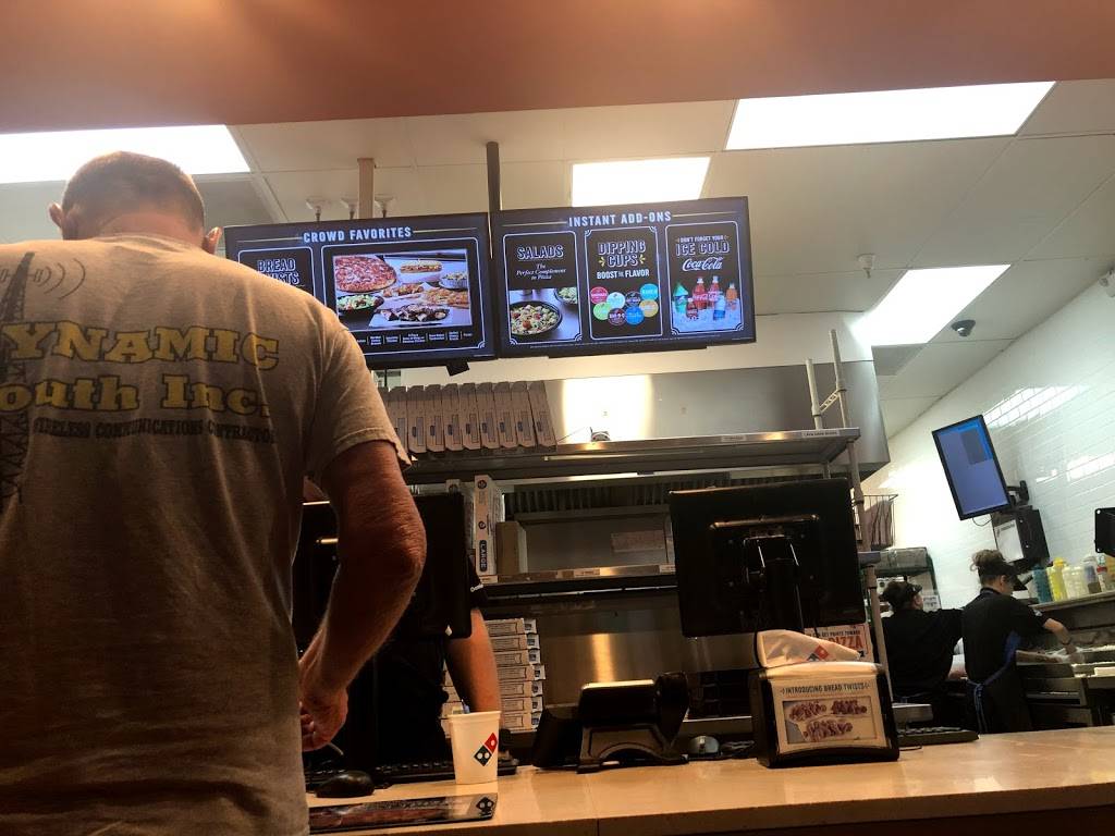 Dominos Pizza | meal delivery | 9860 Stringfellow Rd, St James City, FL 33956, USA | 2392838030 OR +1 239-283-8030