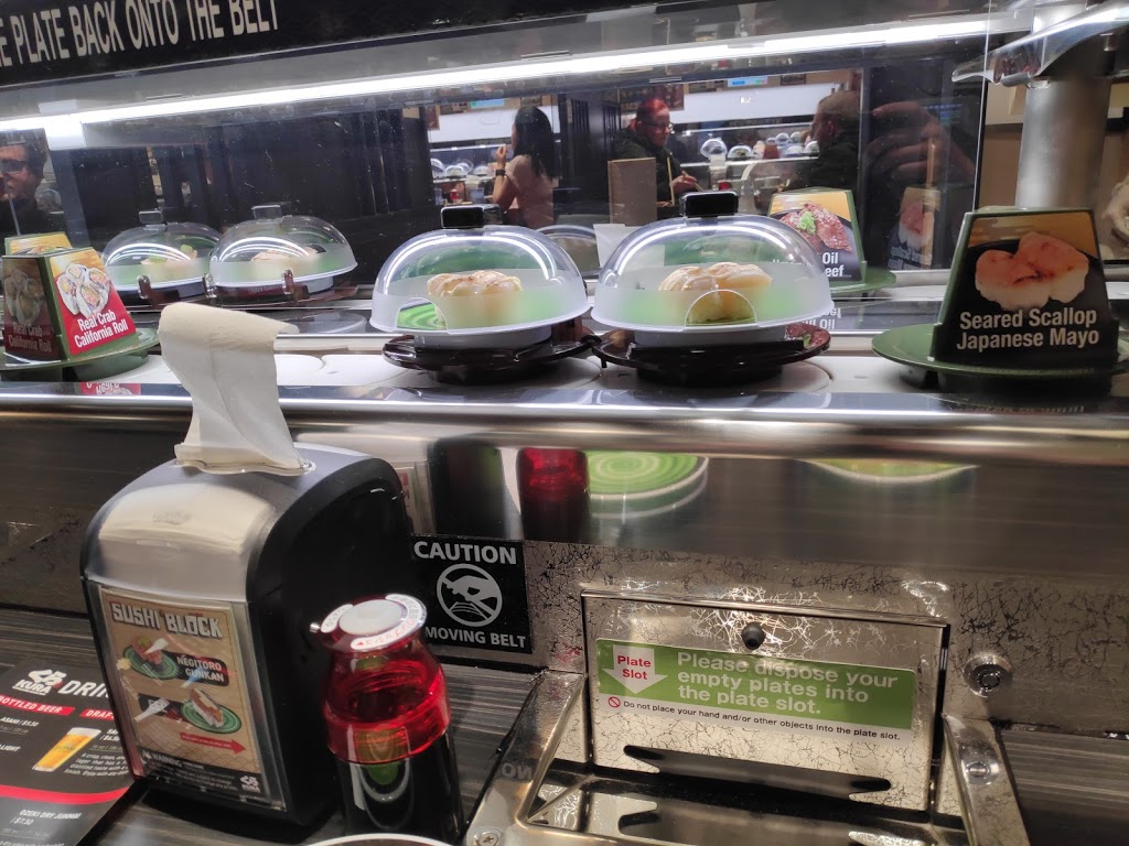 Kura Revolving Sushi Bar | restaurant | 736 W Big Beaver Rd, Troy, MI 48084, USA | 9472180707 OR +1 947-218-0707