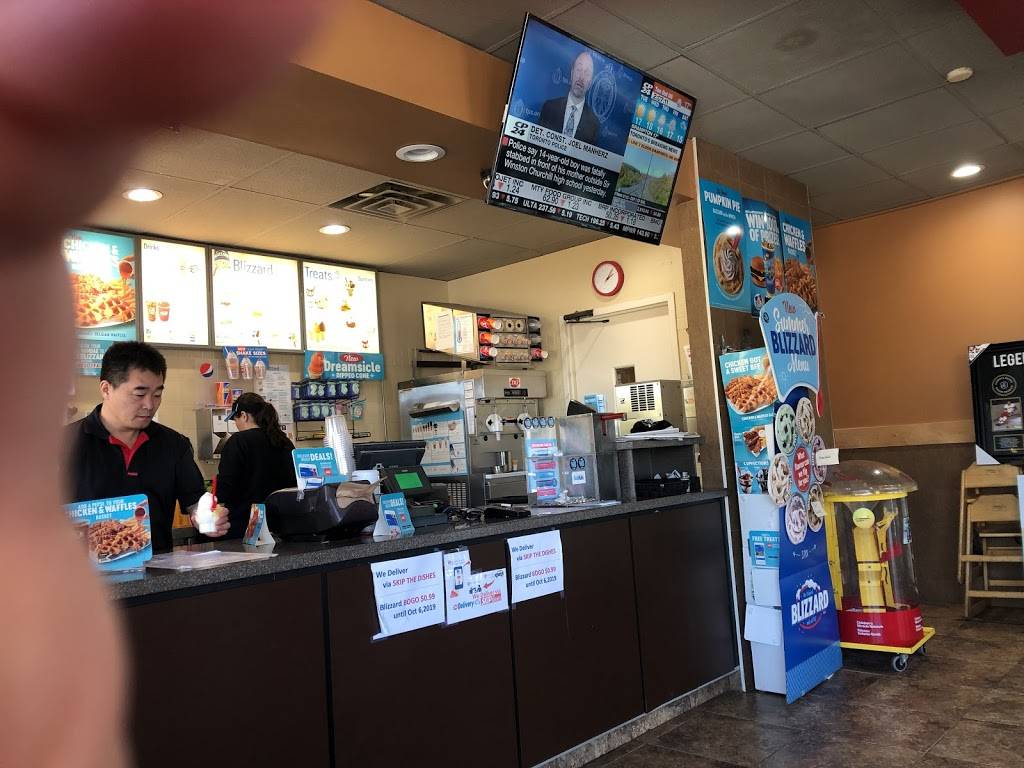 Dairy Queen Grill & Chill | restaurant | 265 Edward St, Aurora, ON L4G 3M7, Canada | 9057130719 OR +1 905-713-0719