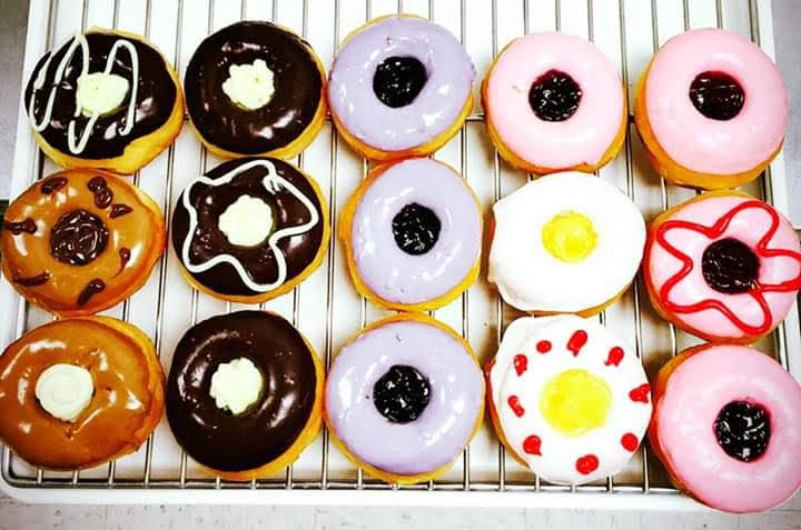 Donuts, coffee & more | restaurant | 1604 S Julia St, Rayville, LA 71269, USA | 3184177807 OR +1 318-417-7807