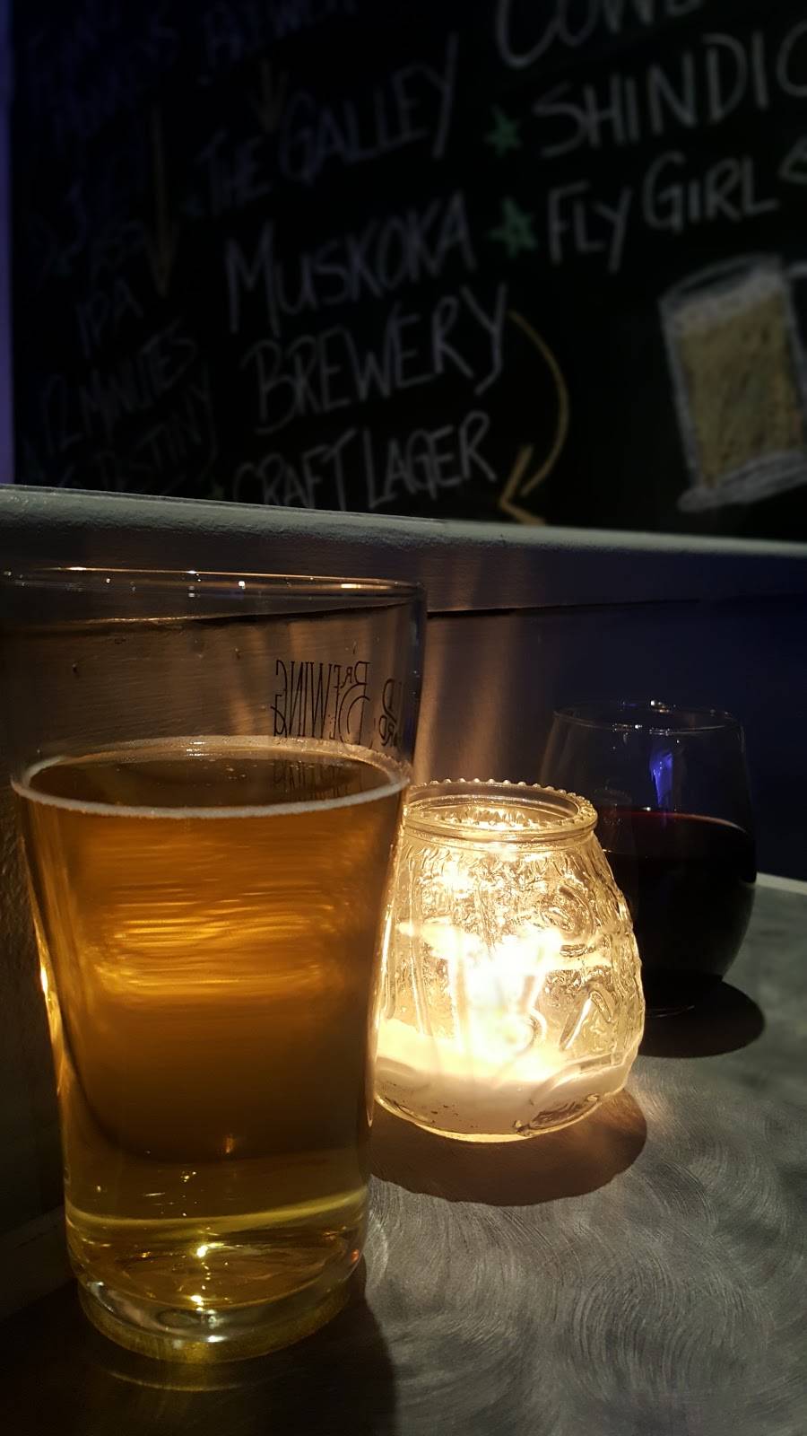 The Galley On Brock | restaurant | 227 Brock St S, Whitby, ON L1N 4K2, Canada | 9054933521 OR +1 905-493-3521