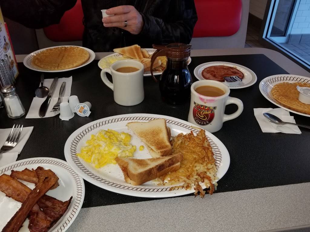 Waffle House | meal takeaway | 304 Red Bank Rd, Goose Creek, SC 29445, USA | 8437354343 OR +1 843-735-4343